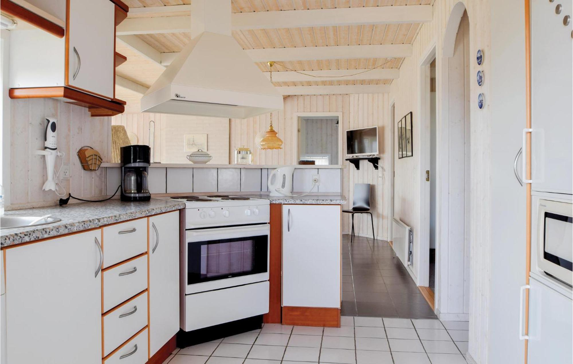Amazing Home In Bjert With Wifi Binderup Strand Exterior foto