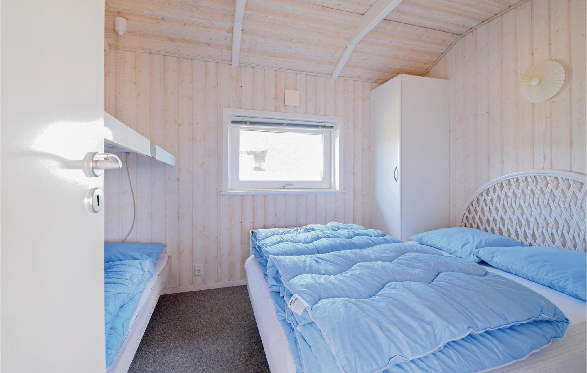 Amazing Home In Bjert With Wifi Binderup Strand Exterior foto